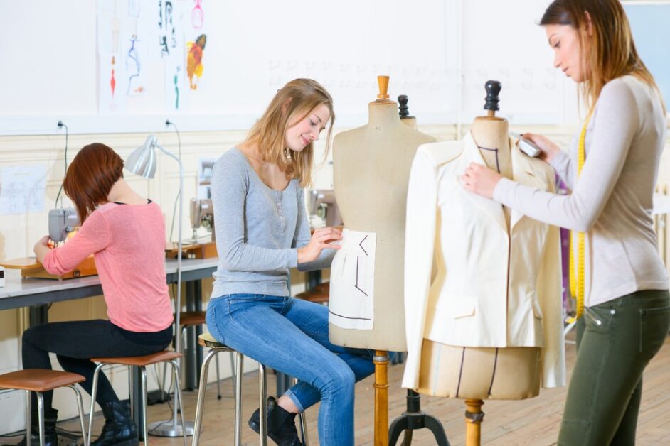 Why color training is so important for fashion design students