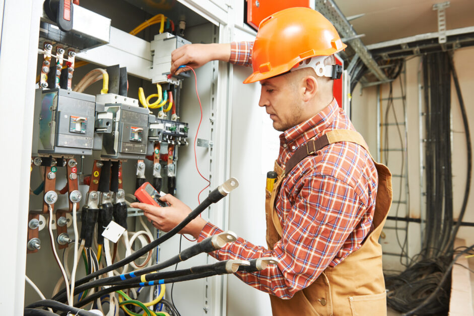 Top Reasons to Become an Electrician