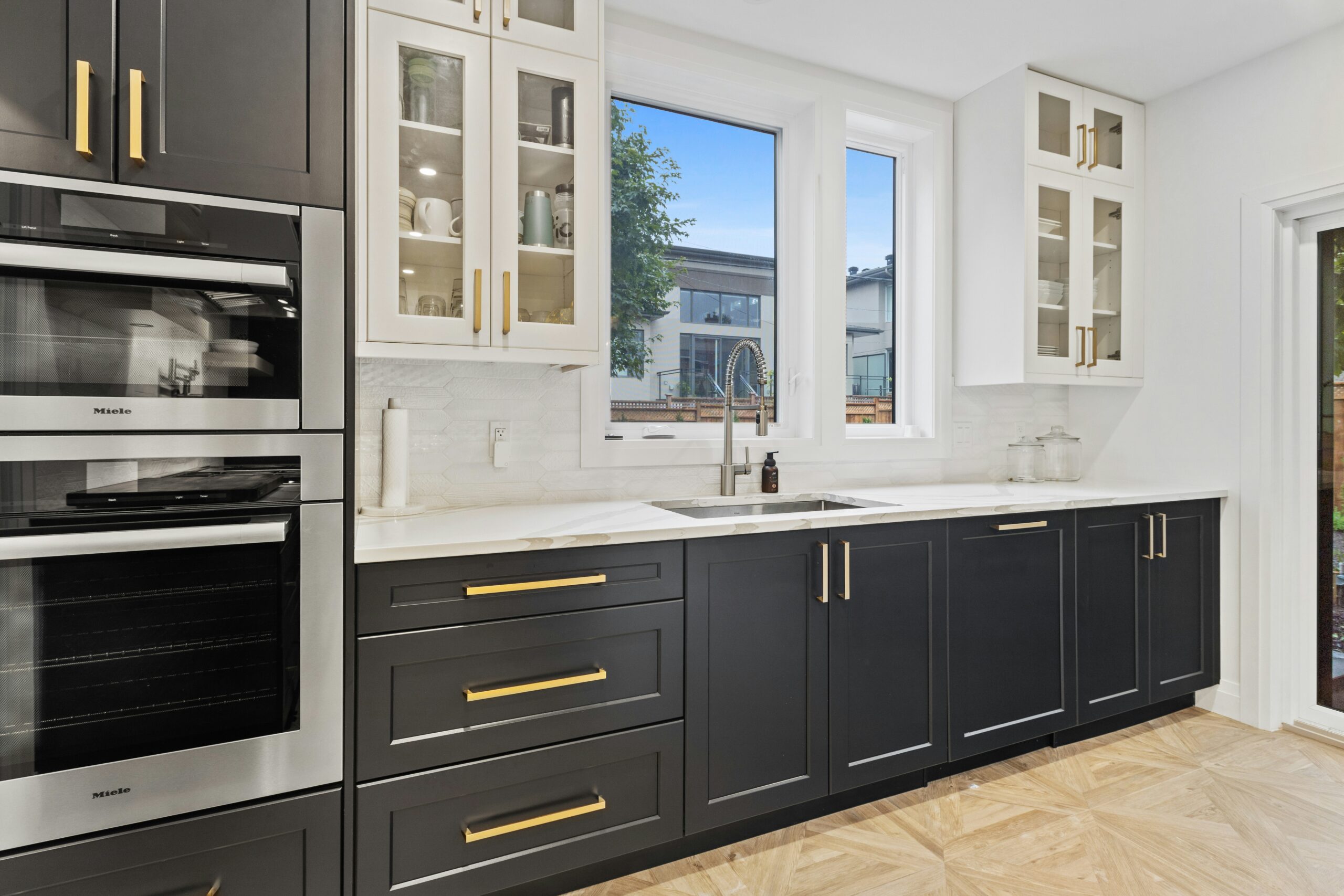 Guide to Choosing Quality Kitchen Storage Cabinets That Maximise Space and Style