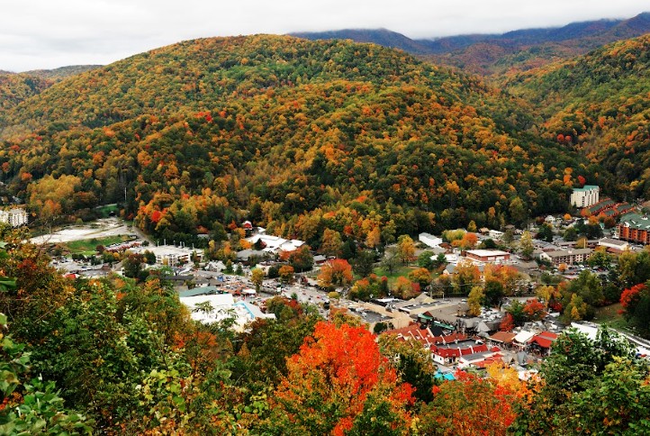 Signs It’s Time to Escape to the Smoky Mountains