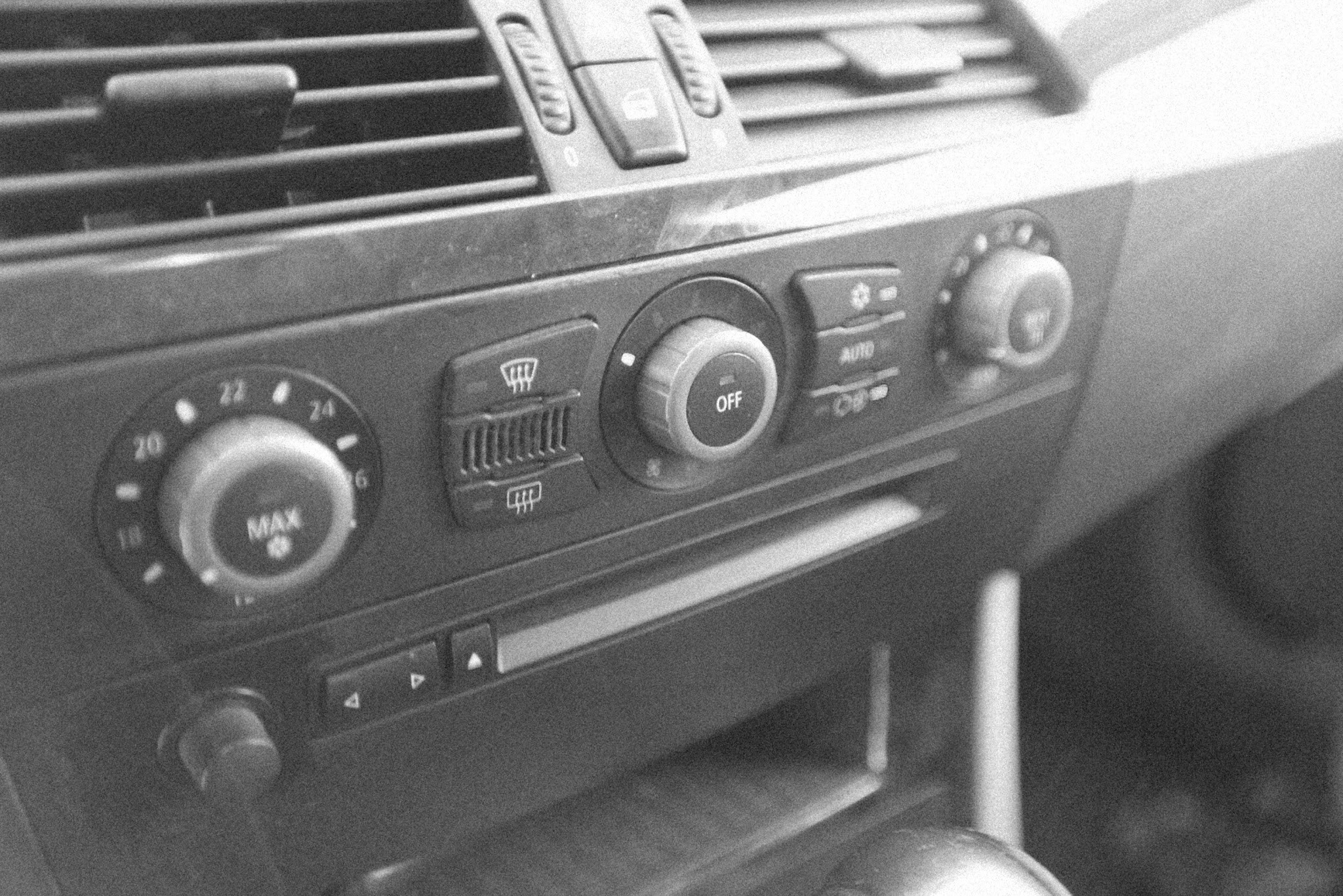 How Your Car Aircon Affects Driver Focus, Fatigue, and Road Safety